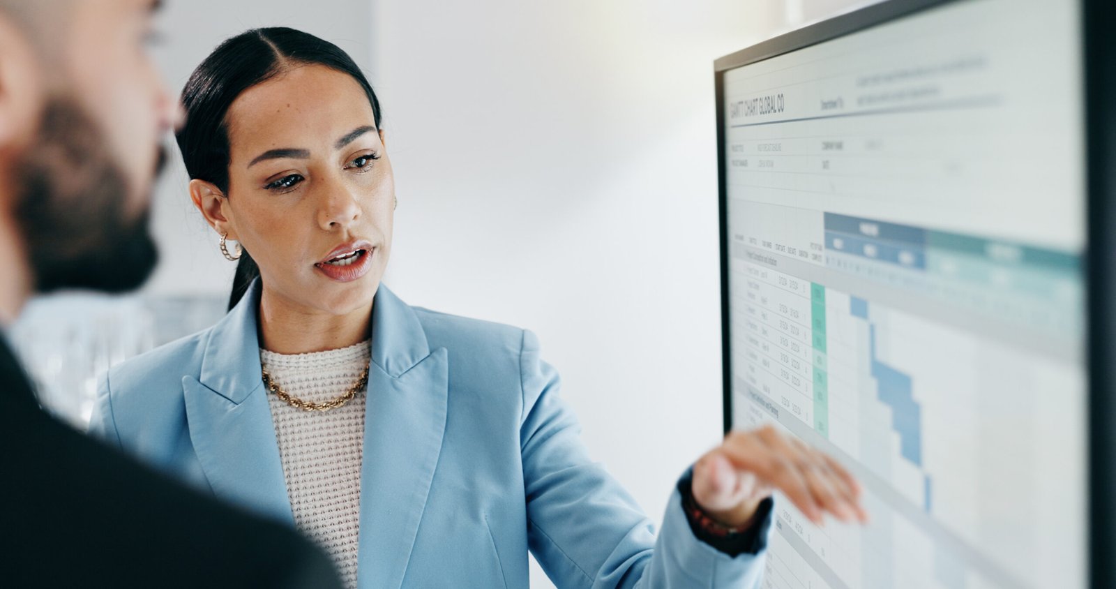 data-presentation-and-business-people-with-tablet-2026-01-09-09-34-34-utc-scaled 